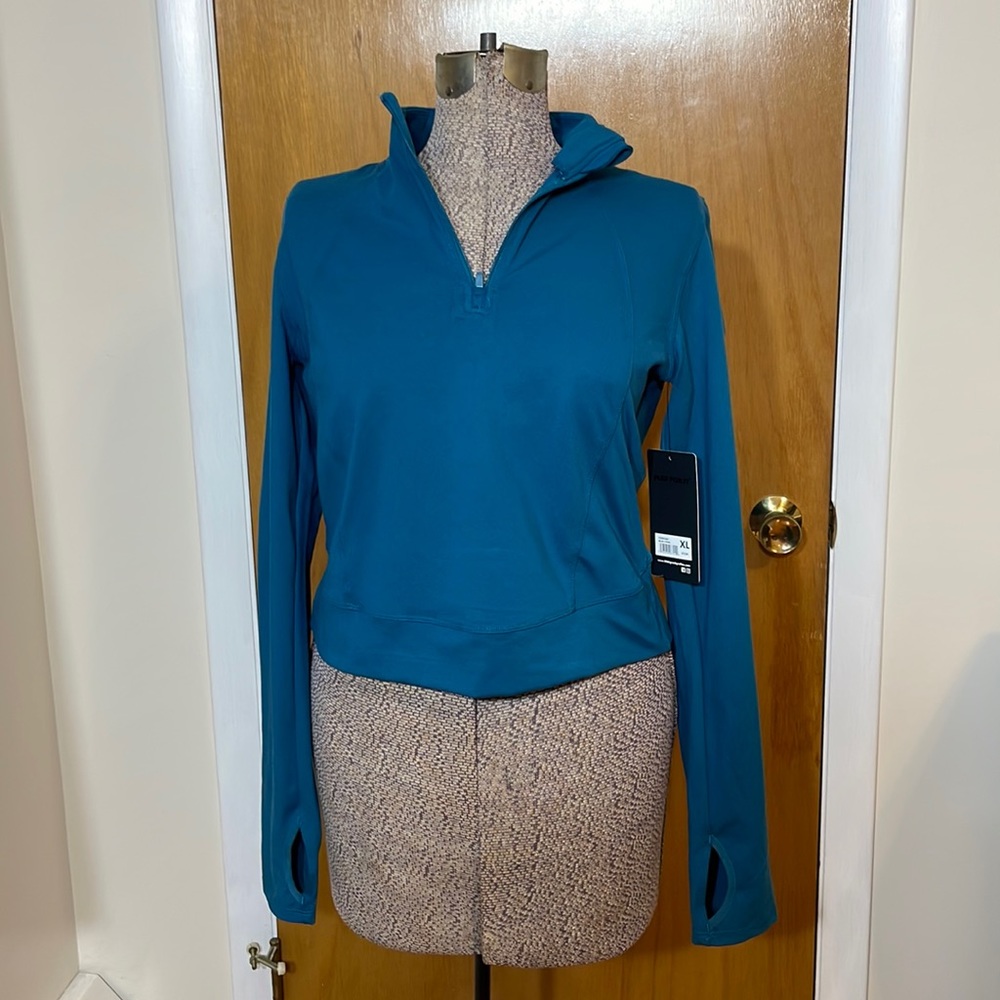 90 Degree by Reflex NWT Womens XL Blue Coral Cropped Long Sleeve Athletic